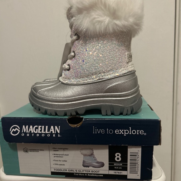 Toddler Girl Glitter Winter Boots-Brand New! - Picture 4 of 4